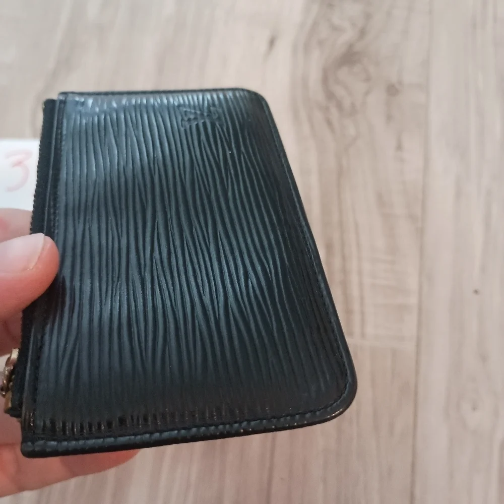 LOUIS VUITTON Epi Pochette Cles Coin Purse Black